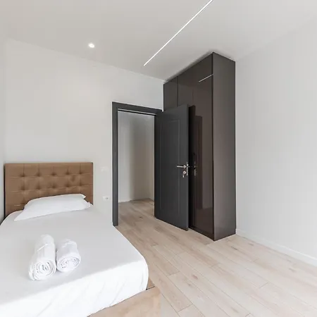 Mumba Apartments By Kondo Stays Tirana Exterior photo