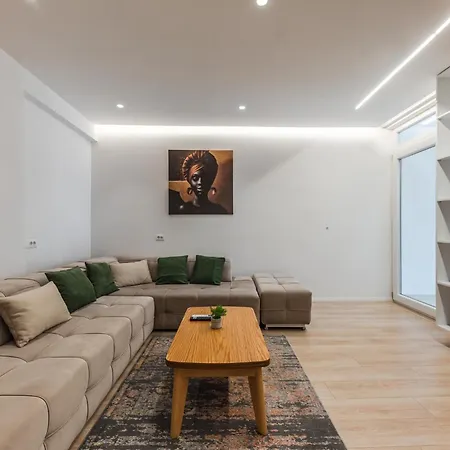 Mumba Apartments By Kondo Stays Tirana Exterior photo